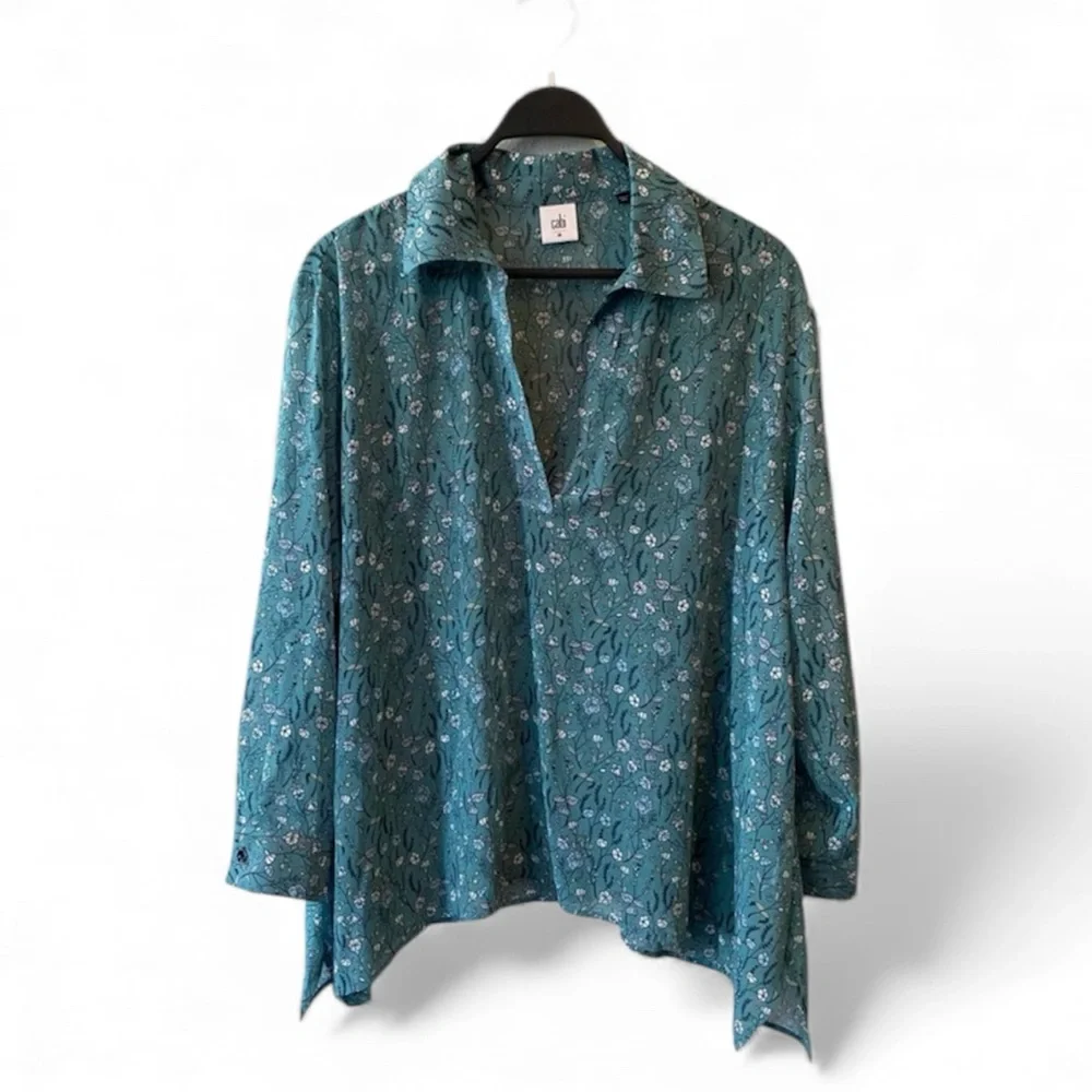 Cabi Chase Field of Flowers Semi Sheer Blouse - Picture 1 of 8